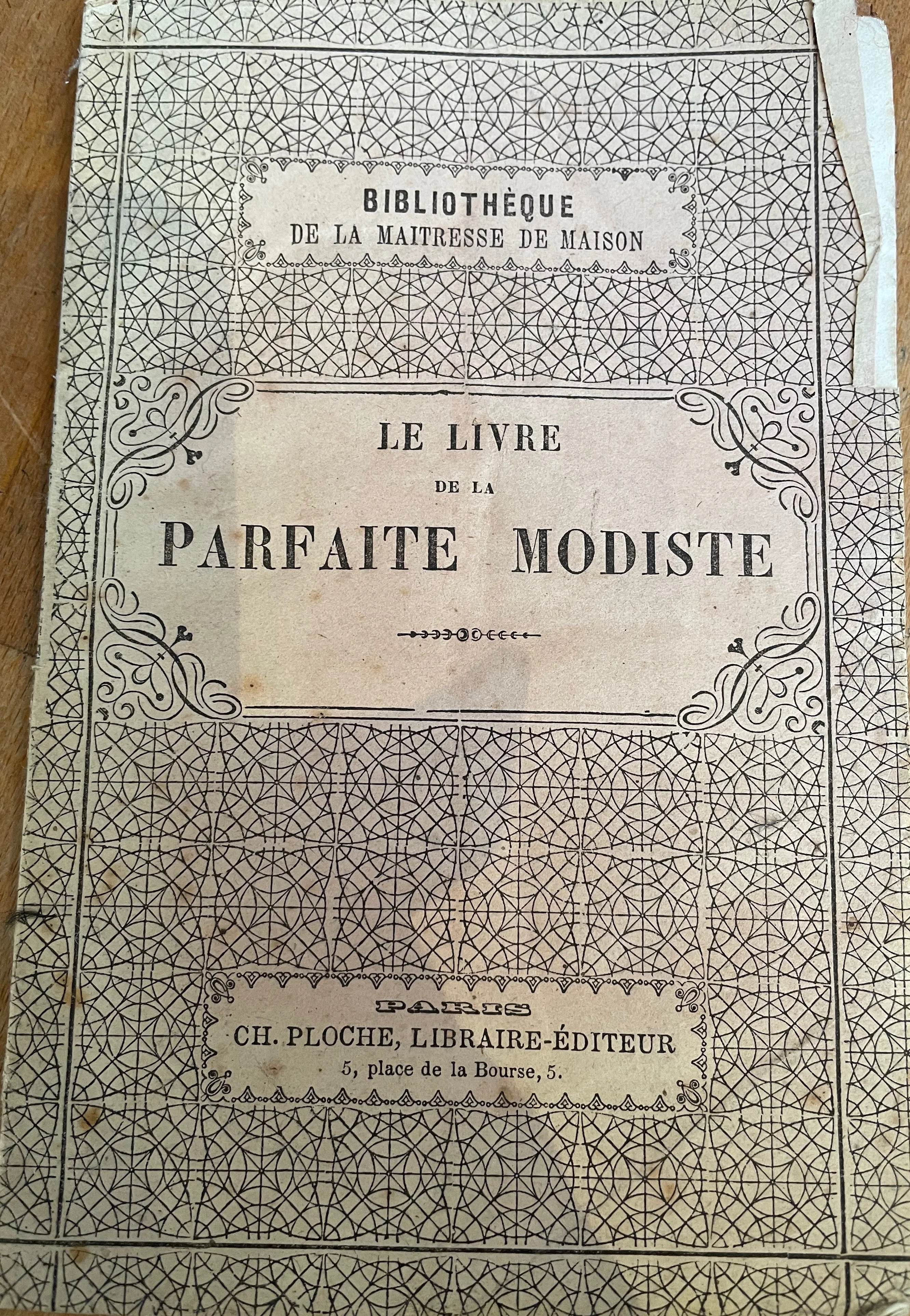 LE LIVRE DE LA PARFAITE MODISTE