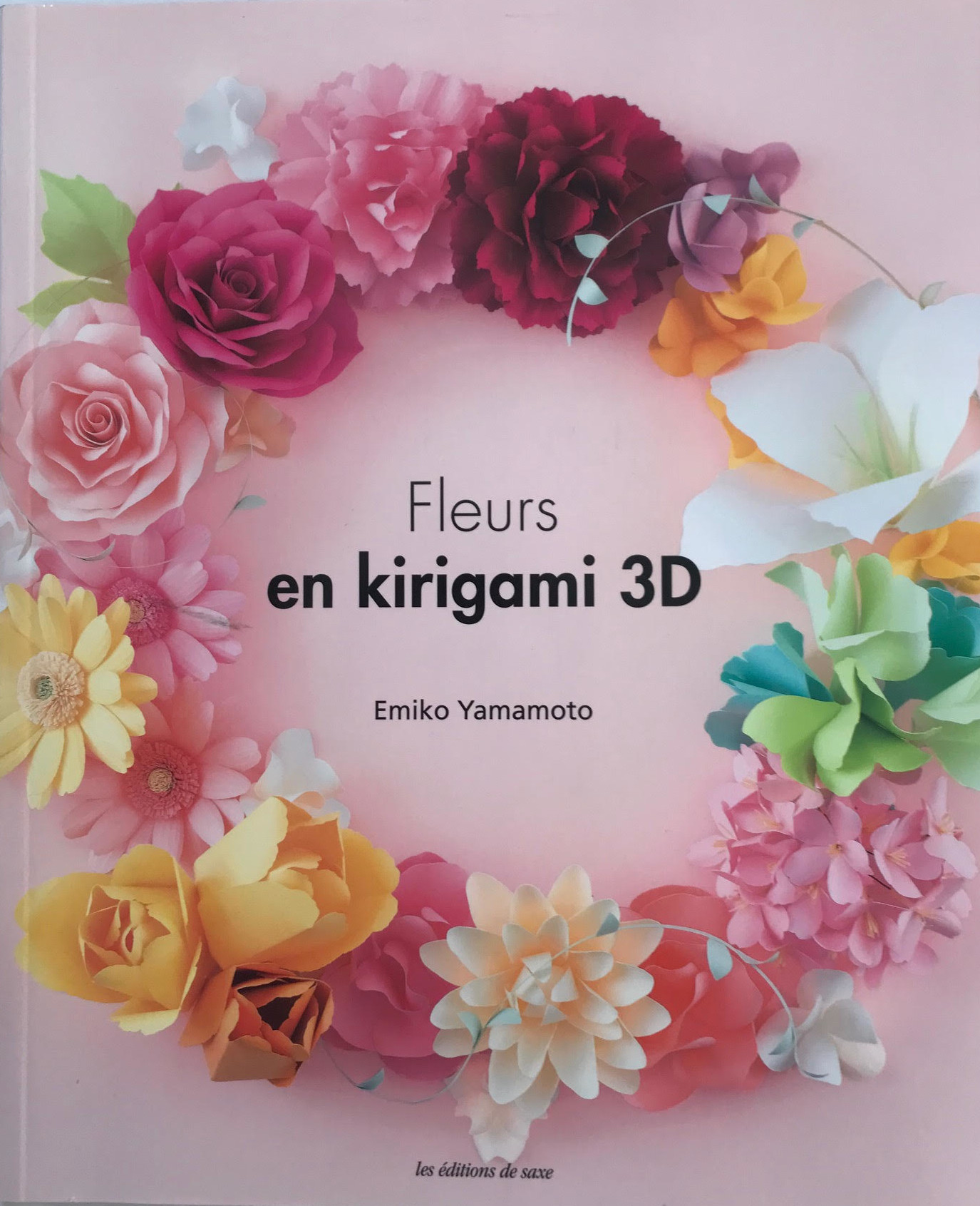 FLEUR EN KIRIGAMI 3D